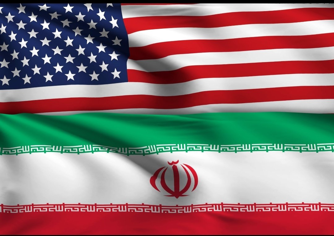 abdou_assab's tweet photo. في الشرق الأوسط، قوّضت الحرب الأسس المالية لهيمنة الولايات المتحدة. ومهما كانت نهاية هذه الحرب، فإن النتيجة ستكون عودة إيران كقوة كبرى. وبصفتها المتحكّم في المرور عبر مضيق هرمز، أصبحت إيران القوة الحاسمة في الاقتصاد النفطي العالمي. وإذا اختار ترامب "إكمال المهمة" وشنّ عملية برية https://t.co/AigNwIIvN4
