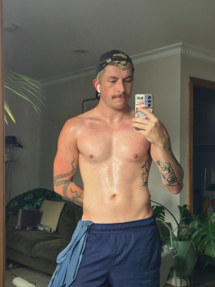 Twinky Twunk ☆°•♡ tweet media