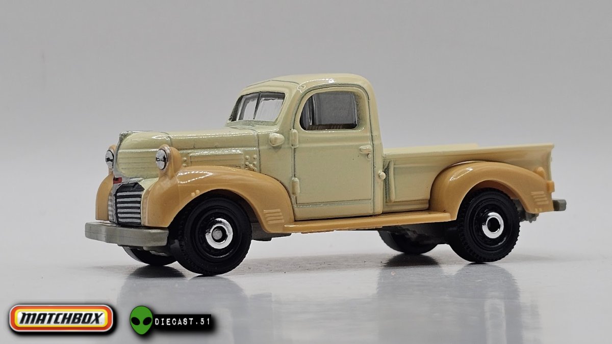 Diecast_51's tweet photo. (2025) - 1940 Dodge V-Series Truck
1-125: MBX Road Trip
MB115

#hotwheels #hotwheelsofficial #matchbox #diecast #diecastcollector #hotwheelscollector #hotwheelscollectors #matchboxcars #diecastcars #maisto #majorette #tomica https://t.co/YUT9KLjE00