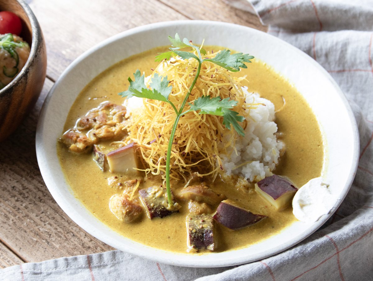 フェス飯クラブ tweet media