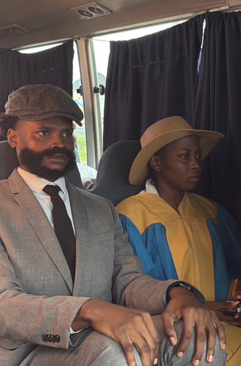 𝔼𝕤𝕞𝕒𝕣𝕥😎 tweet media