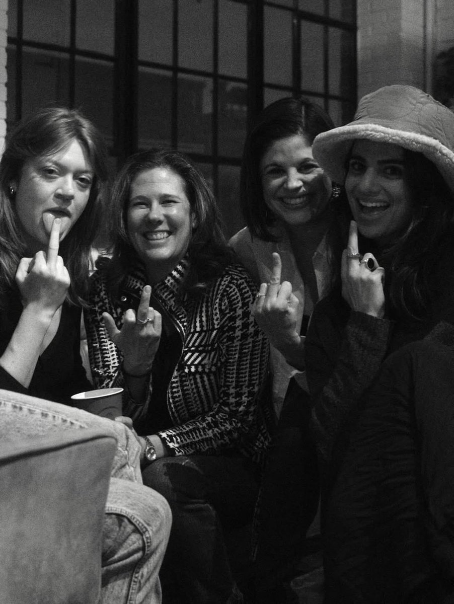 claudia doumit thinker💭 tweet media