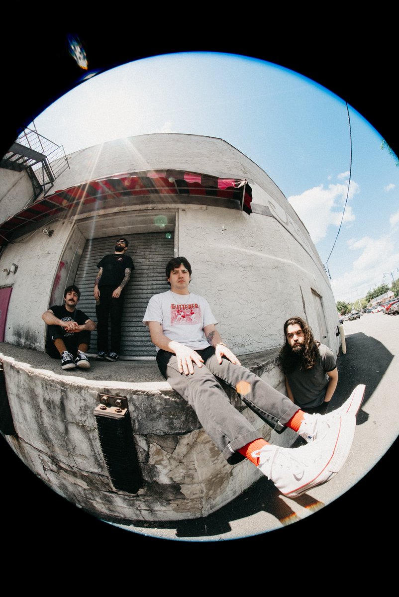 badlucknyc's tweet photo. A little under a week since 💉Matching Tattoos”💉 dropped, a little over week from hitting the Providence gig + the last week of the Much Love tour. Heres some BTS photos from the time our newest single was being tracked, see you at a show soon 🖤.

📷: Nia G. https://t.co/kcrMfQPEjw