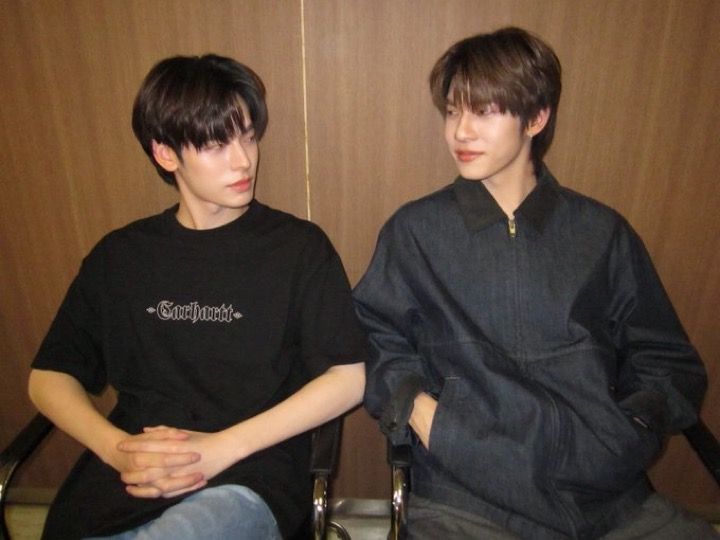 izo ☆ dwy tweet media