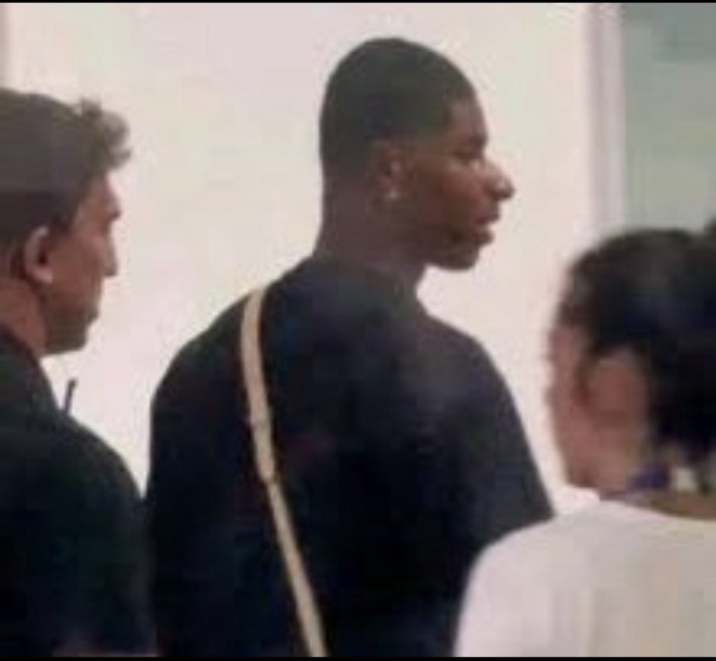 ساخر برشلوني LIO8 ⭐️⭐️⭐️ tweet media