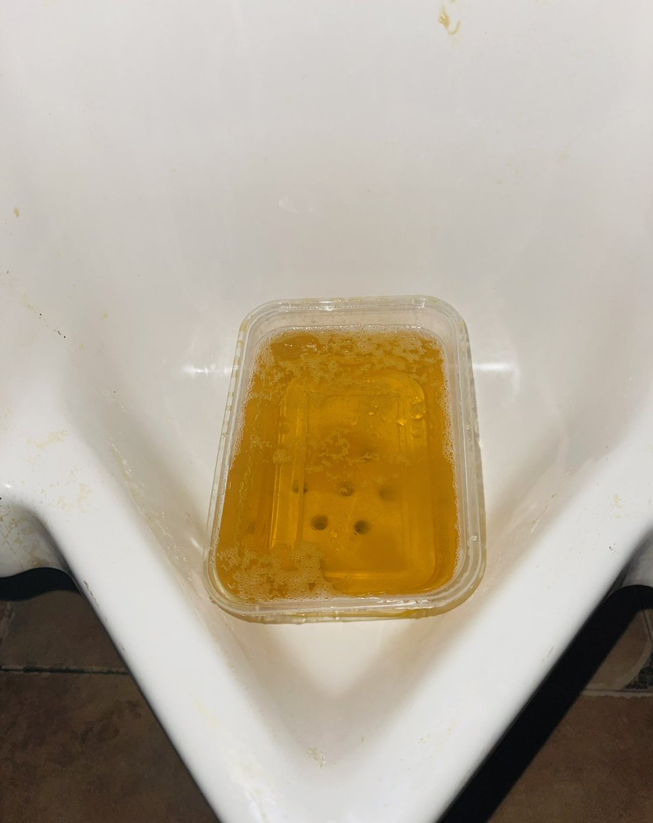 直男小便池 tweet media