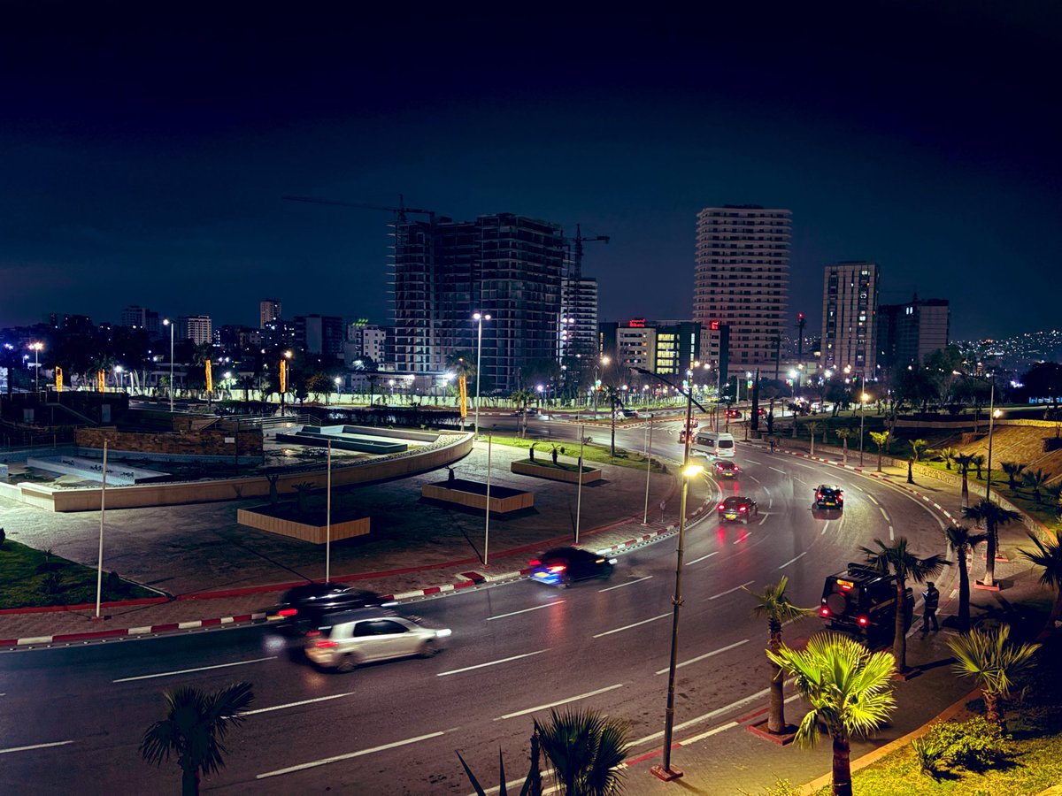 Con d'or tweet media