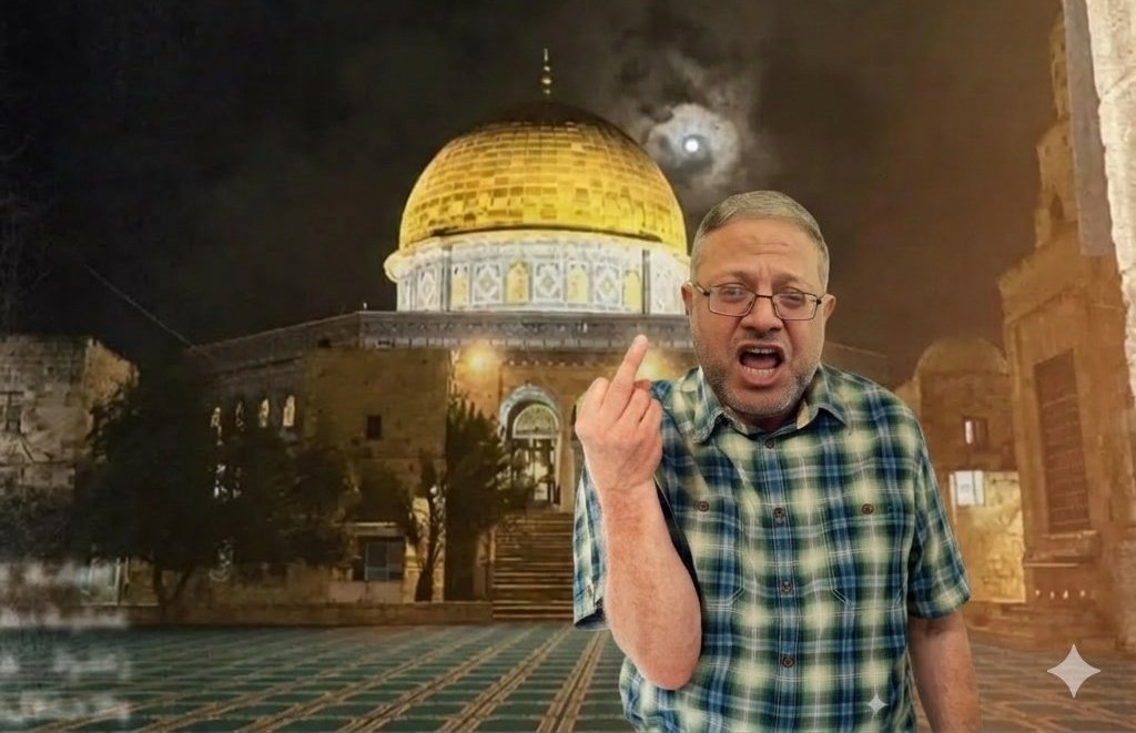 annawannt's tweet photo. ^🤭

بأمر من كاسر ضلع المرابطين وهاتك عرضهم
بن غفير: بعد إغلاق استمر لـ٤٠
السماح غداً بفتح المسجد الآقصى ودخول المرابطين والمرابطات بقدور المقلوبة والرقص في ساحاته

٤٠ يوم يامرابطين ويامرابطات يامخنثين يانطف الصـ@اينة لم تتجرؤ الدخول الى الآقصى إلا بعد موافقة القرد بن غفير🤭 https://t.co/6hsWc5fz6v