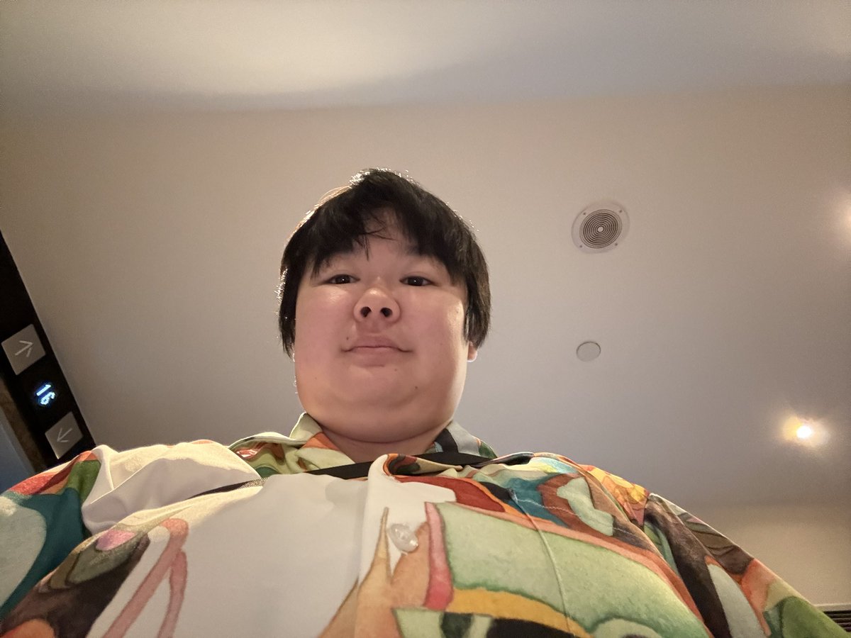 あおだい tweet media