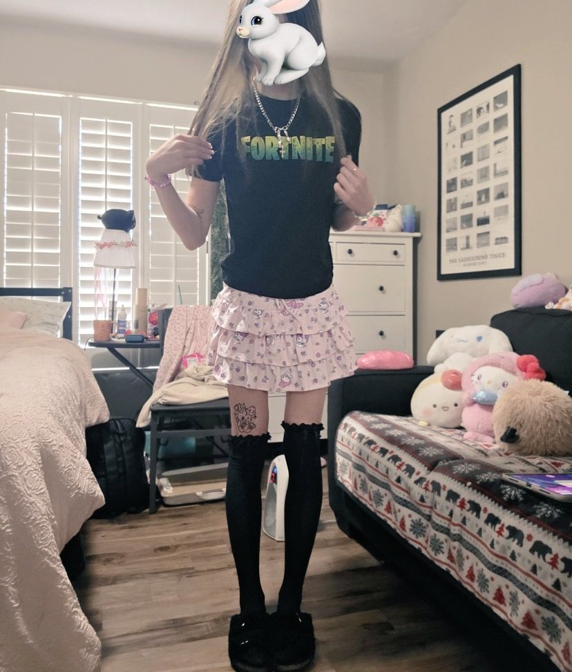 yeoubiii444alt's tweet image. February vs April
🎀🎀🎀
#beforeandafter