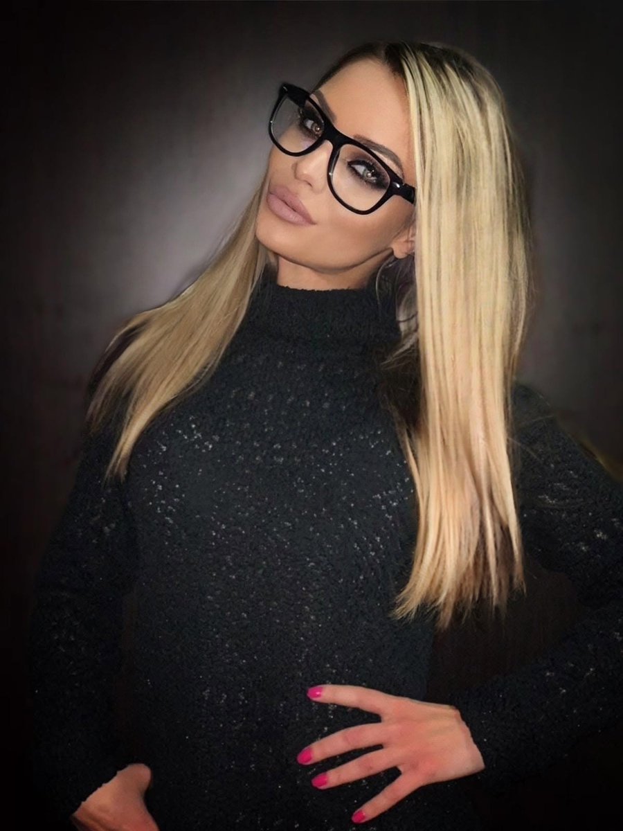 Purrfect Amy tweet media