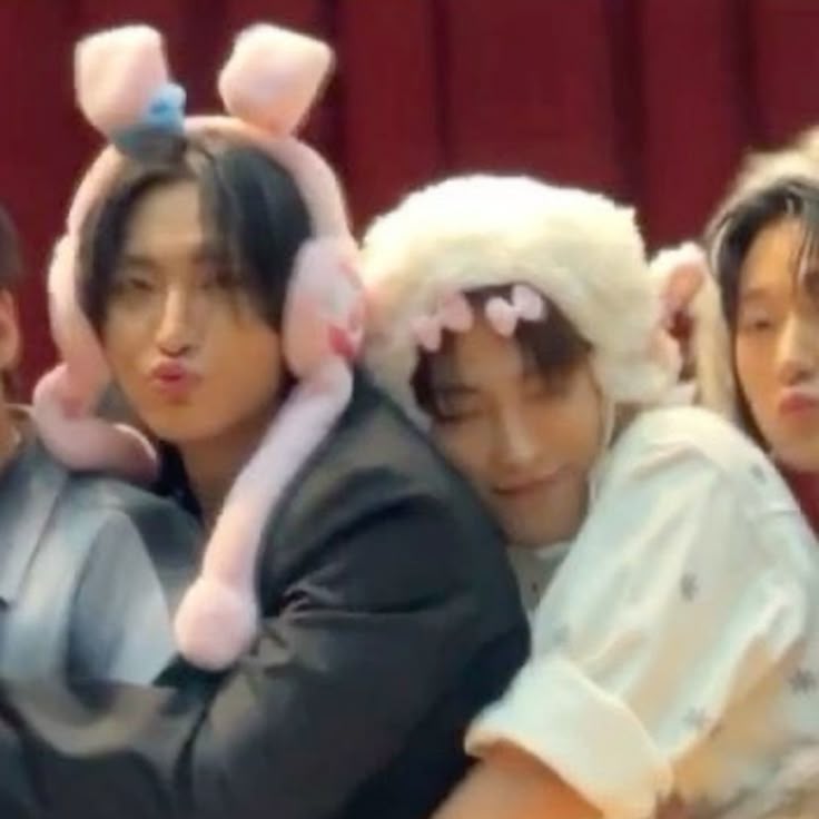 boo 💭 tweet media