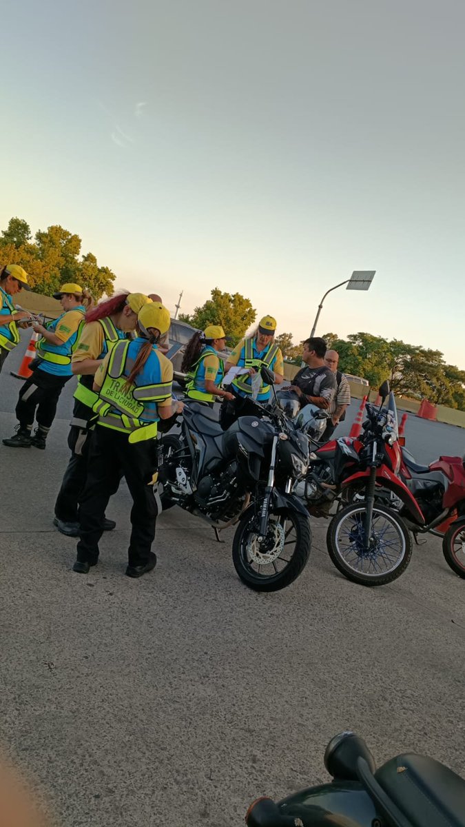 LeanFreeMan tweet media