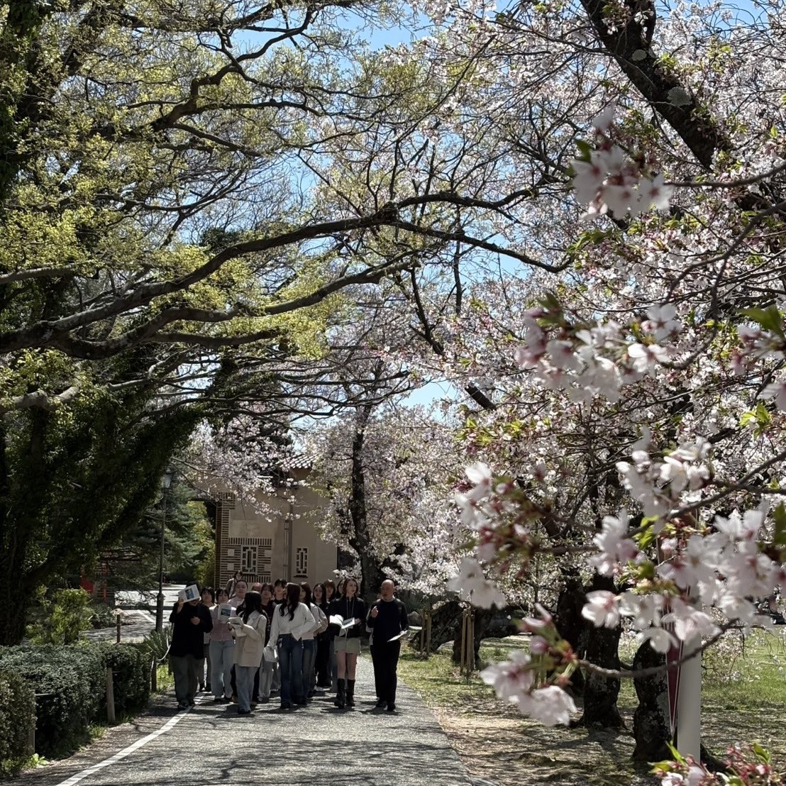 国際学部&英文学科 @神戸女学院大学国際学部・文学部英文学科公式 tweet media