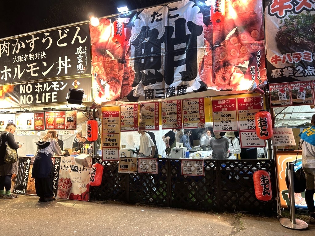 フェス飯クラブ tweet media