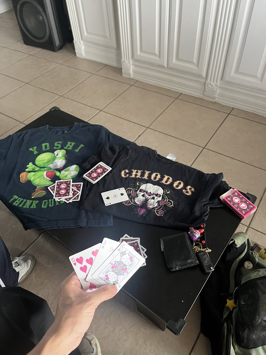 w4ston's tweet photo. playing card games w my friend trying to win the yoshi shirt bad https://t.co/5JU00njJv1