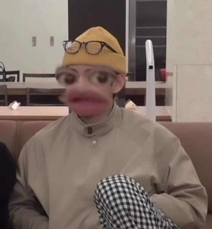 Julie⁷☾🪭 tweet media