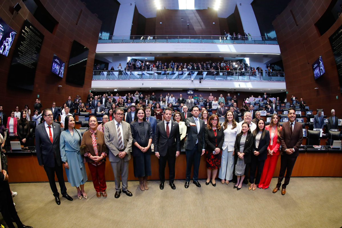 Mi reconocimiento a <a href="/r_velascoa/">Roberto Velasco Álvarez</a>, de quien, en el <a href="/senadomexicano/">Senado de México</a>, ratificamos su nombramiento como titular de <a href="/SRE_mx/">Relaciones Exteriores</a>.

Estoy segura de que su desempeño contribuirá a la política exterior que lidera la presidenta <a href="/Claudiashein/">Claudia Sheinbaum Pardo</a>, caracterizada por el respeto a la autodeterminación