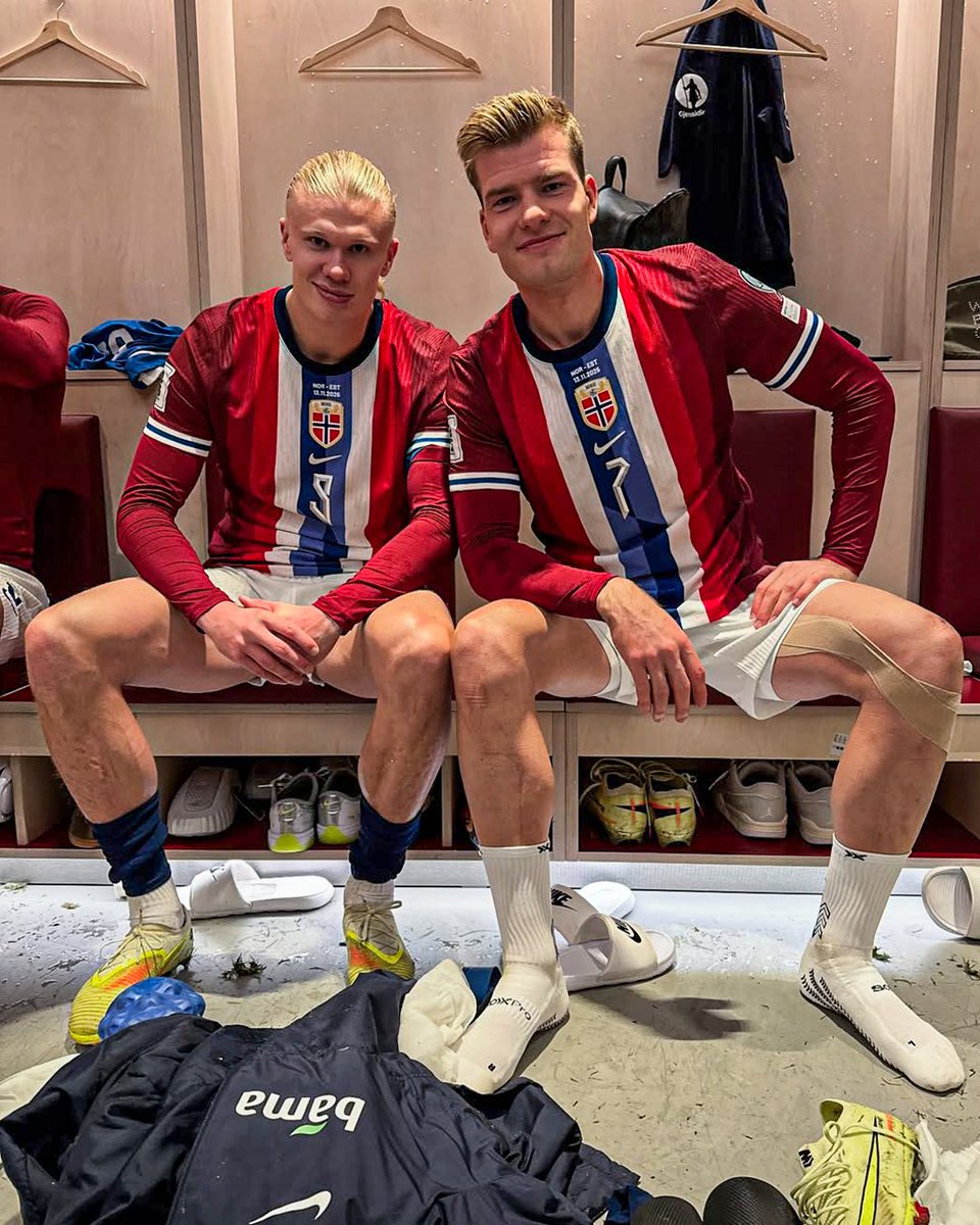 OneFootball tweet media