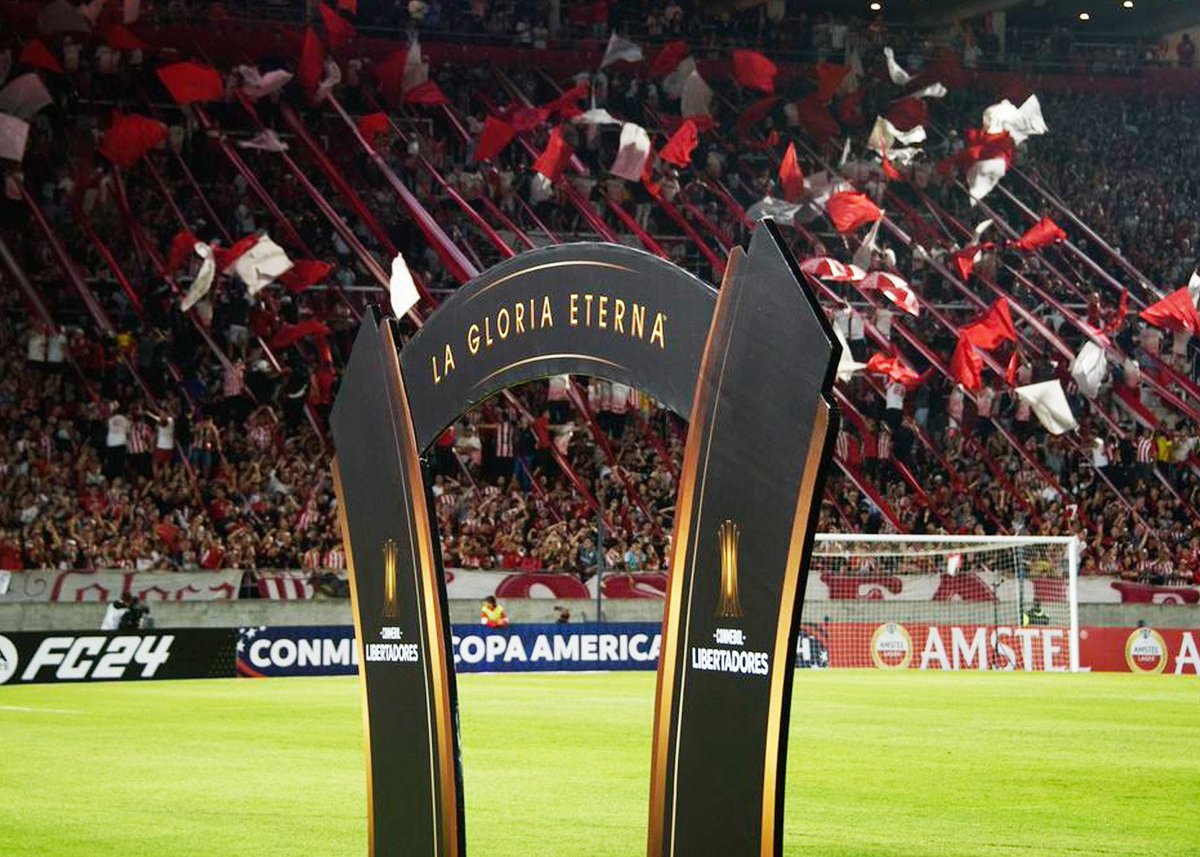 Llegan noches interminables, con un deseo junto a una ilusión.