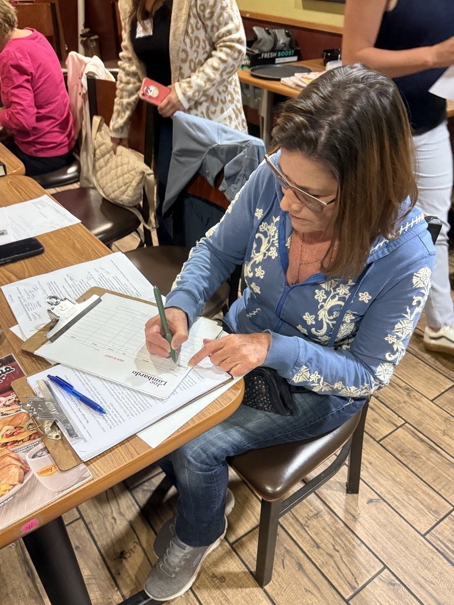 Kendall Lewis tweet media