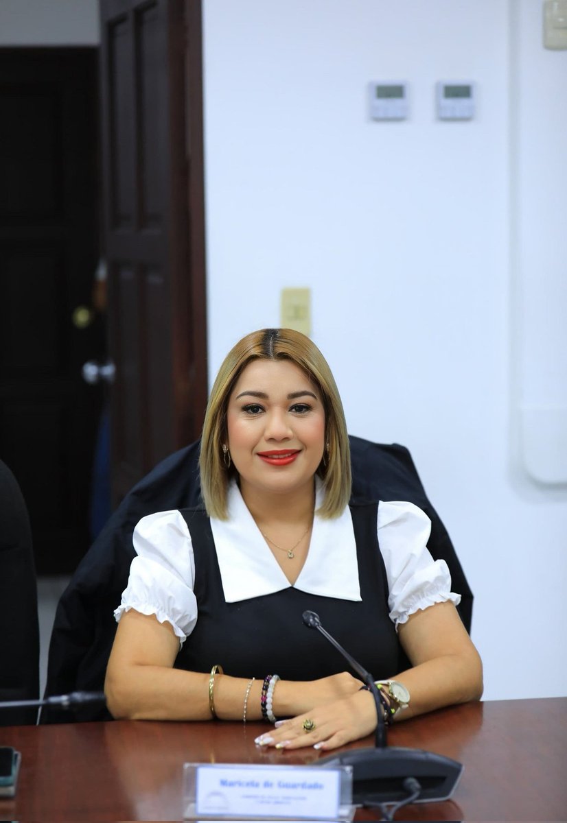 Hoy en la #ComisionAgriculturaSaludYMedioAmbiente dimos dictamen favorable para la reforma a la Ley Especial para la Comercialización, Registro y Protección de la Propiedad del Café. 

Una iniciativa clave que fortalece al sector cafetalero, protege la producción nacional y