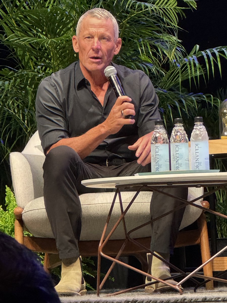 Fellow testicular cancer survivor ⁦<a href="/livestrong/">Livestrong</a>⁩ at the CEO Council of TampaBay