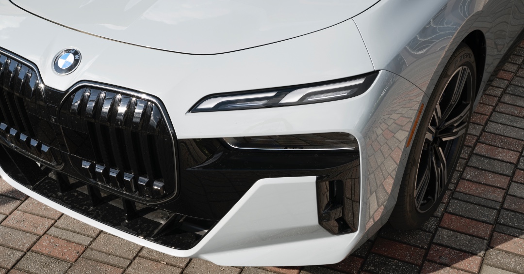 Global Imports BMW tweet media