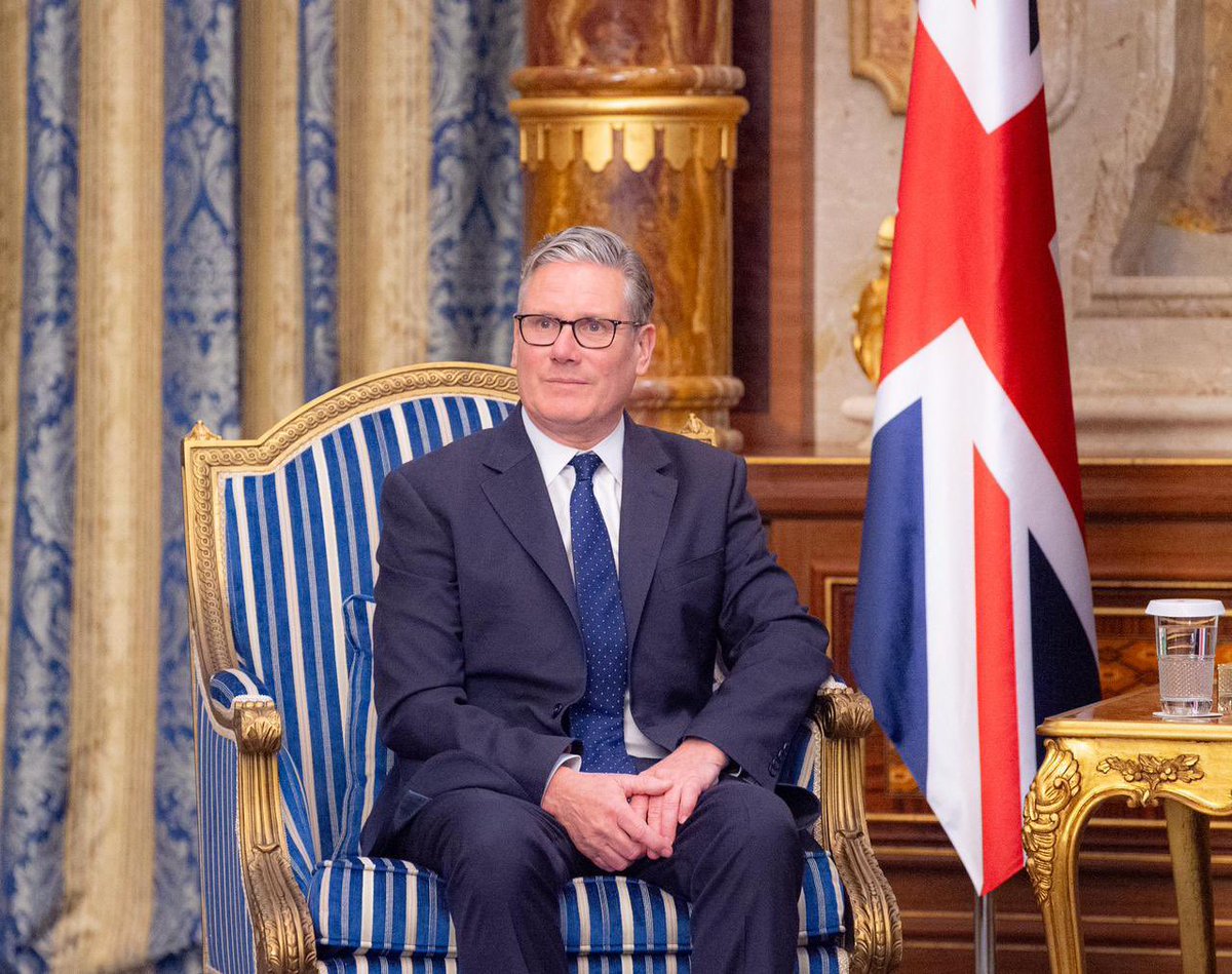 AJELNEWS24's tweet photo. عاجل 🔴 

بريطانيا: 

رئيس الوزراء ستارمر شكر ولي العهد الأمير محمد بن سلمان على جهود المملكة لحماية البريطانيين داخل السعودية .

- https://t.co/22wZ3cGmQc