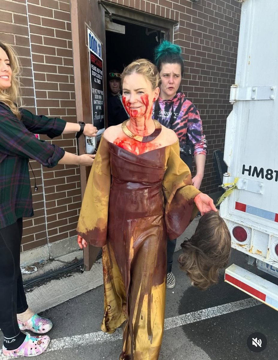 Sr. de Pfeiffer tweet media