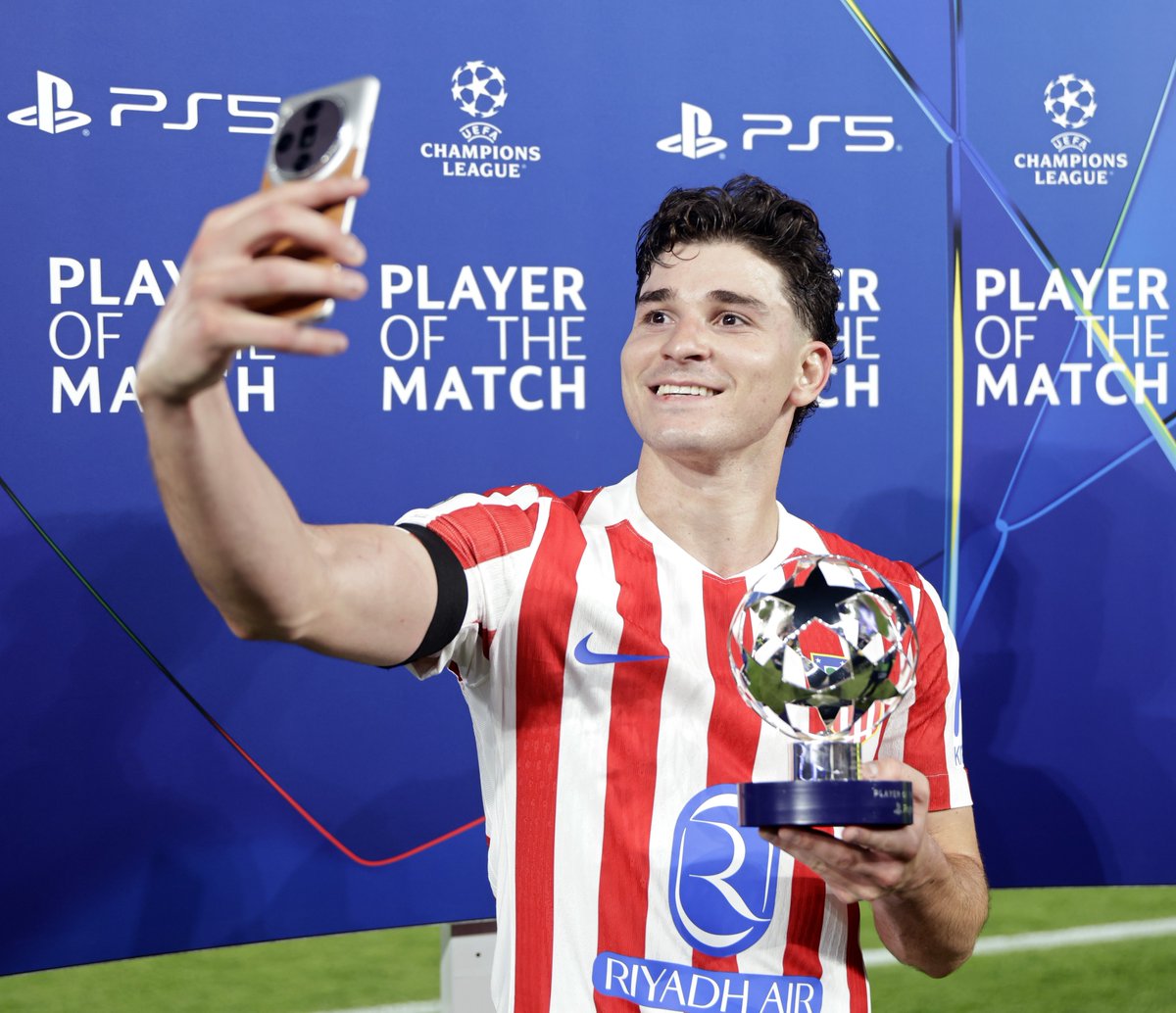 Julián.
Jugador del partido. 🕷️