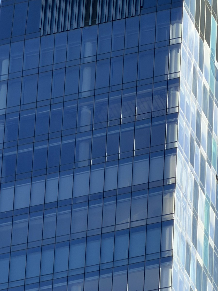 Walks&WallStreet tweet media