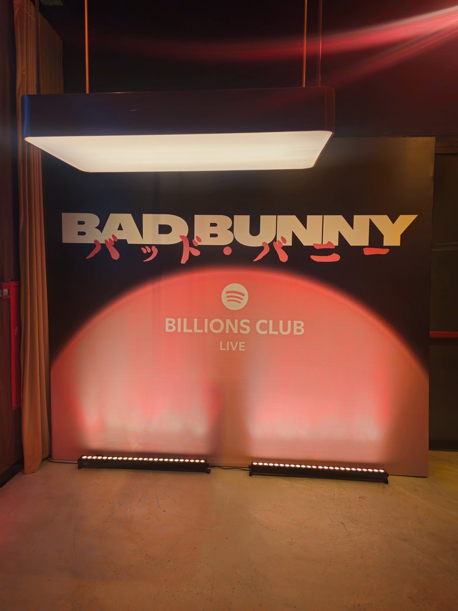 Central Bad Bunny Brasil tweet media