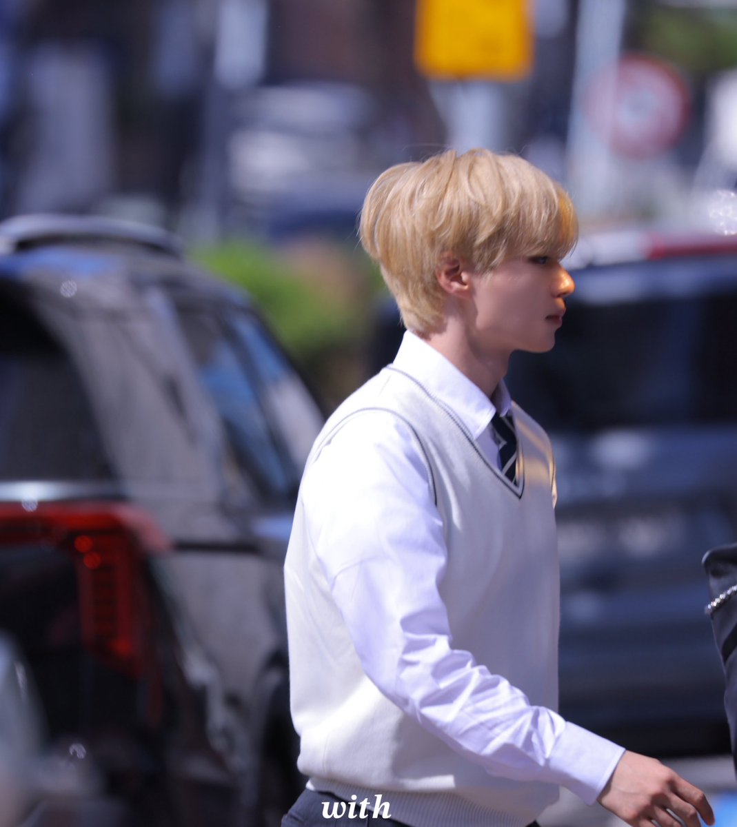 𝒘𝒊𝒕𝒉 tweet media