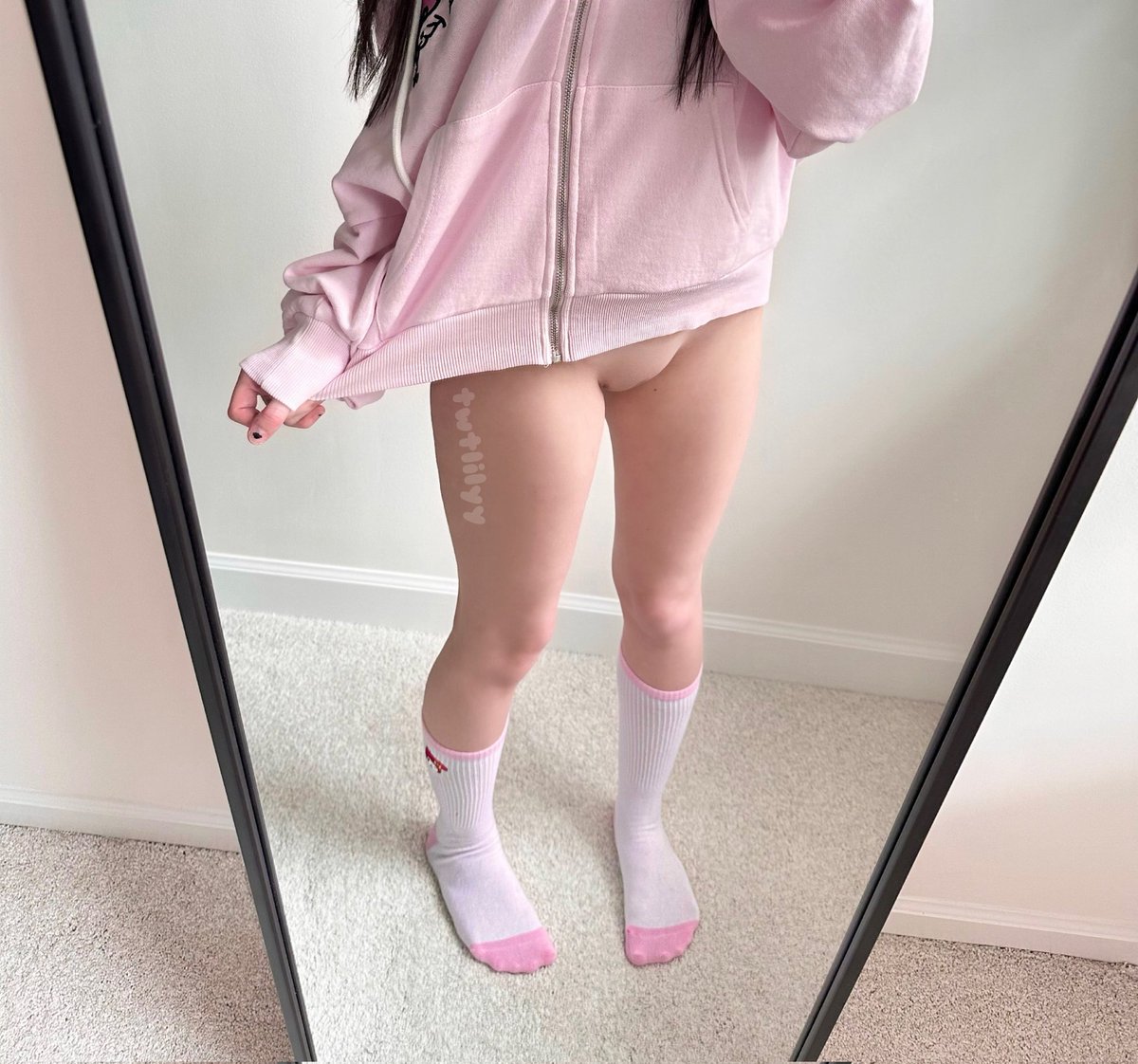 ๐๐๐๐ tweet media