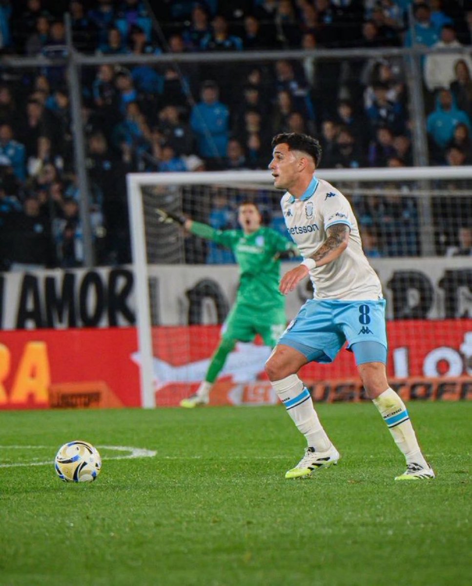 En el barco de la oveja, jugadorazo todavía le falta pero tiene calidad buen despliegue y habla adentro de la cancha, si me apuran un poco lo pongo de titular.