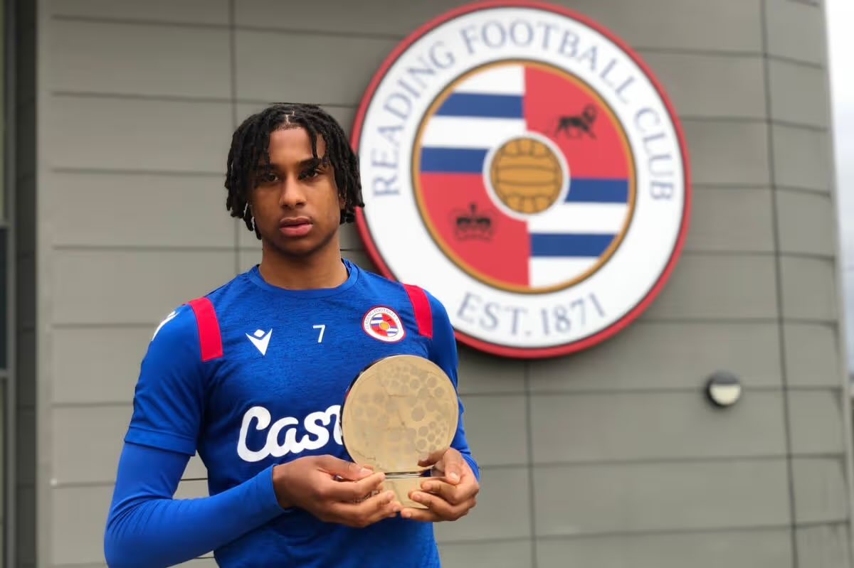 Reading FC tweet media