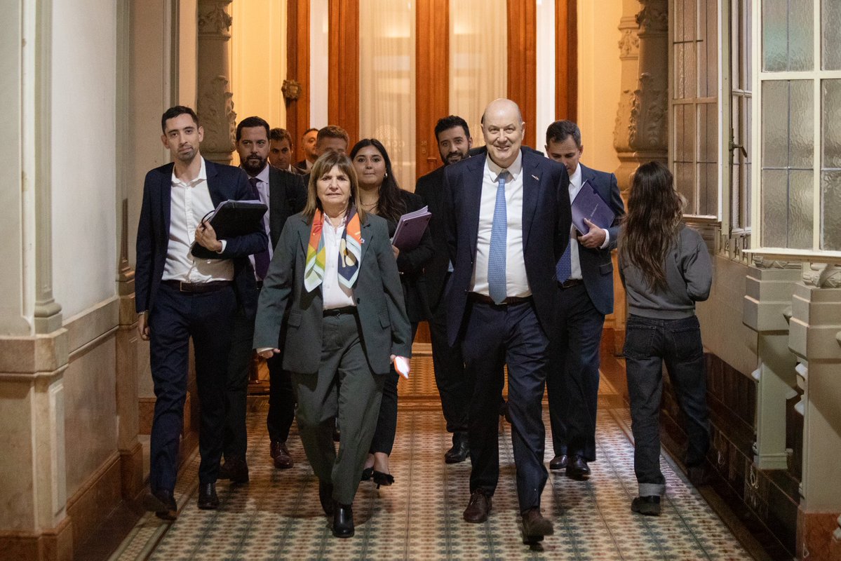 Patricia Bullrich tweet media