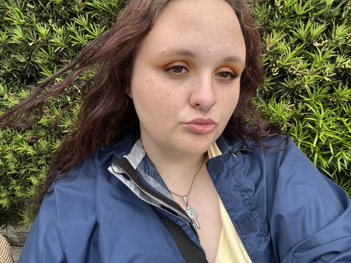 caleigh ੈ✩‧₊˚ misses zara😔 tweet media