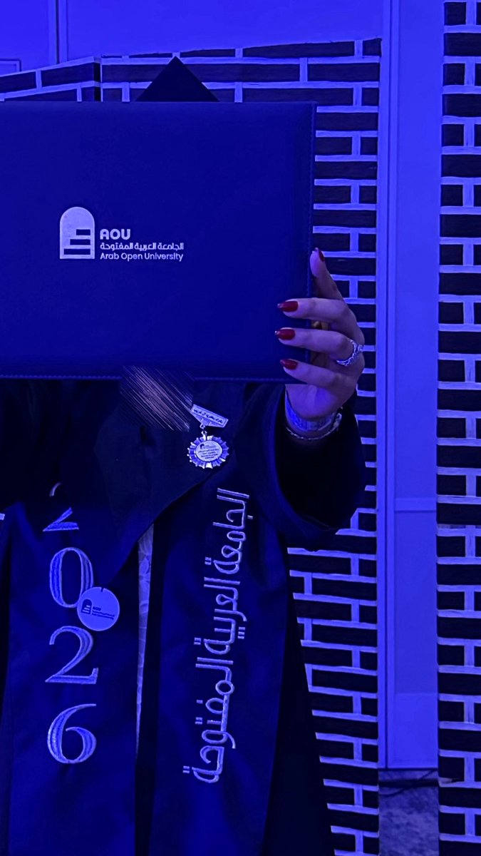 زَهراء tweet media