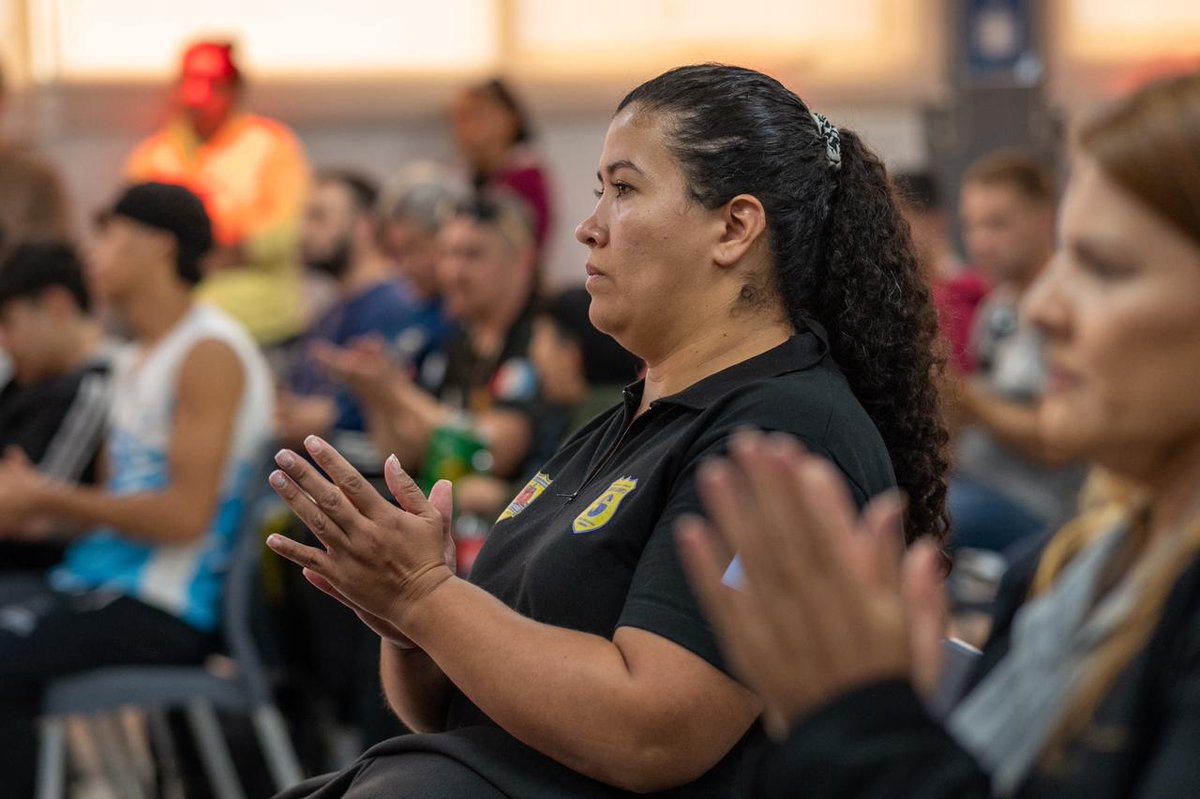 🏅 Se presentó una nueva edición de #FuturosCampeonesCordobeses, el programa de boxeo amateur que vuelve a recorrer la provincia para acercar esta disciplina a más localidades y seguir generando oportunidades en cada rincón de #Córdoba.