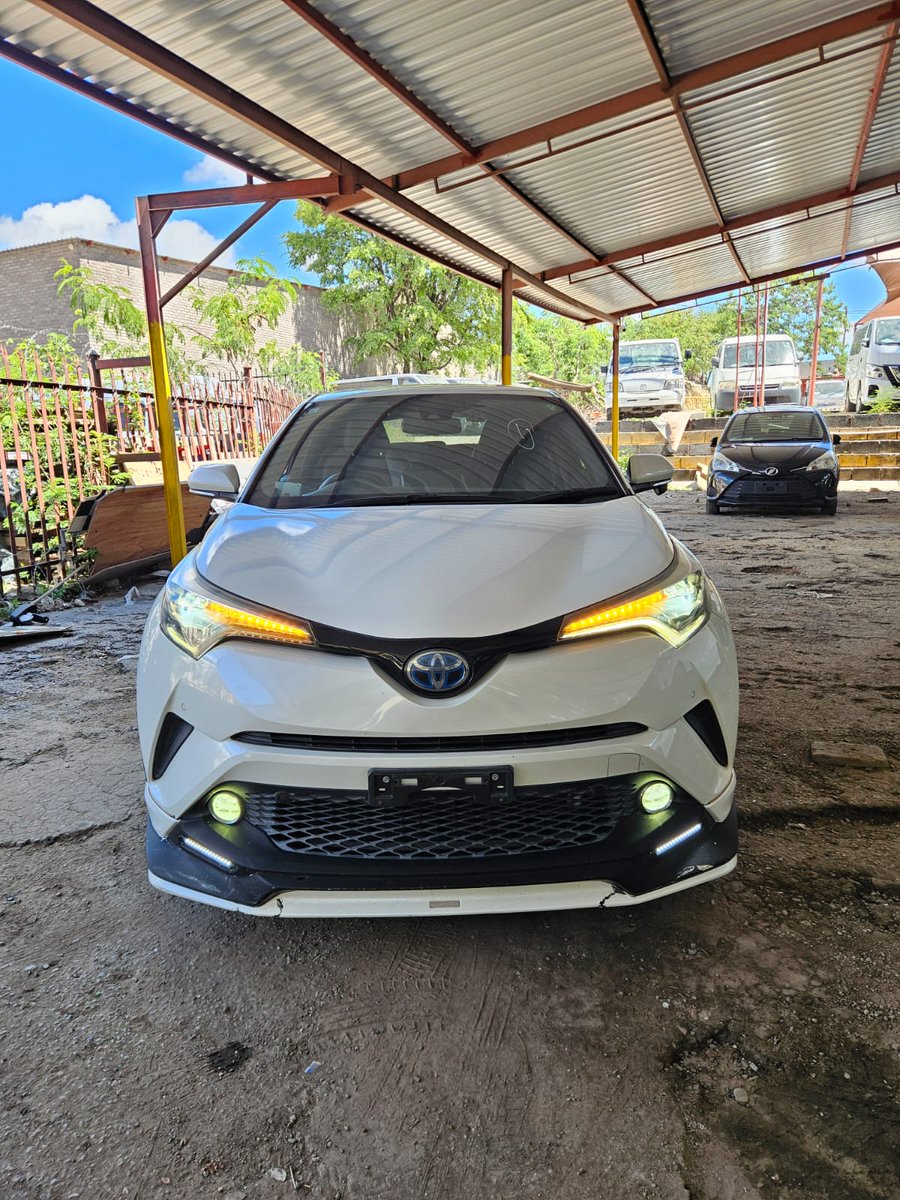 Taps_clearing's tweet photo. Toyota 
Chr
2017 model
Hybrid 
65k mileage 
14900 usd buying before duty 
Available

0773052189 https://t.co/ollikOC2ww