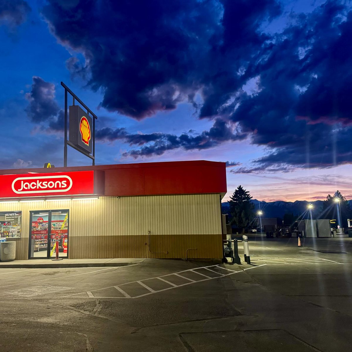 Jacksons Food Stores tweet media