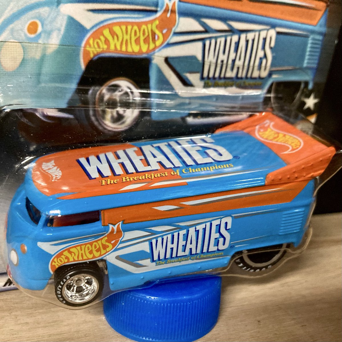 TWINMILL17's tweet image. Volkswagen Drag Bus
2004 General Mills Wheaties Promotion

食品系のコレを🤤
まずはWheatiesから🩵

パッケージを含めて可愛いんで、そのままコレクションしてます。
でも、いつかルースも欲しいんですけどね〜

箸休め的なドラバスです🤣

#hotwheels
#ホットウィール
#VWBUS
#ドラバス祭開催中