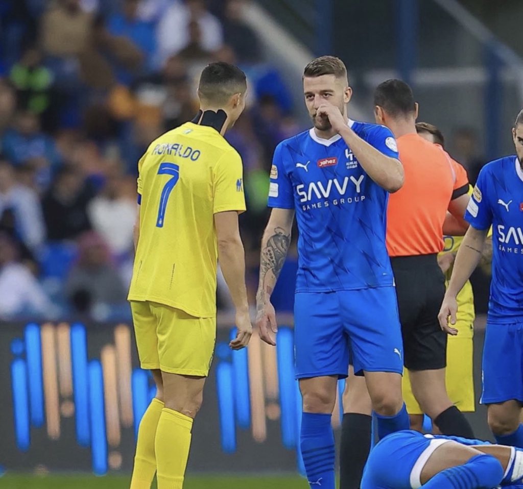 لينا (ض)☕️ tweet media