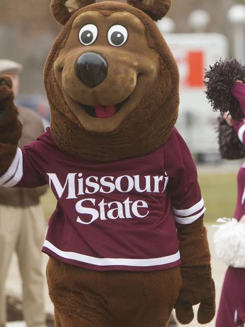#AGTG After a great conversation with <a href="/JBonney_4/">John Bonney</a>, I am blessed to receive my 10th Division-1 offer from <a href="/MoStateFootball/">Missouri State Football</a>!! <a href="/TheProtectUCrew/">Protection United</a> <a href="/MickensJay/">Jay Mickens</a> <a href="/chaseK_52/">Chase King</a> <a href="/CoachCho_/">Coach Cho McKnight</a> <a href="/BRANDONCHAVIS_/">Brandon Chavis</a> <a href="/TWCPFootball/">College Park Football</a> <a href="/TWCP_ATHLETICS/">College Park Athletics</a> <a href="/CPTouchdownClub/">TWCP Touchdown Club</a>  <a href="/CPFBRecruiting/">College Park FB Recruiting</a> <a href="/RGIII/">Robert Griffin III</a> <a href="/rg37v7/">RGiii7v7</a>