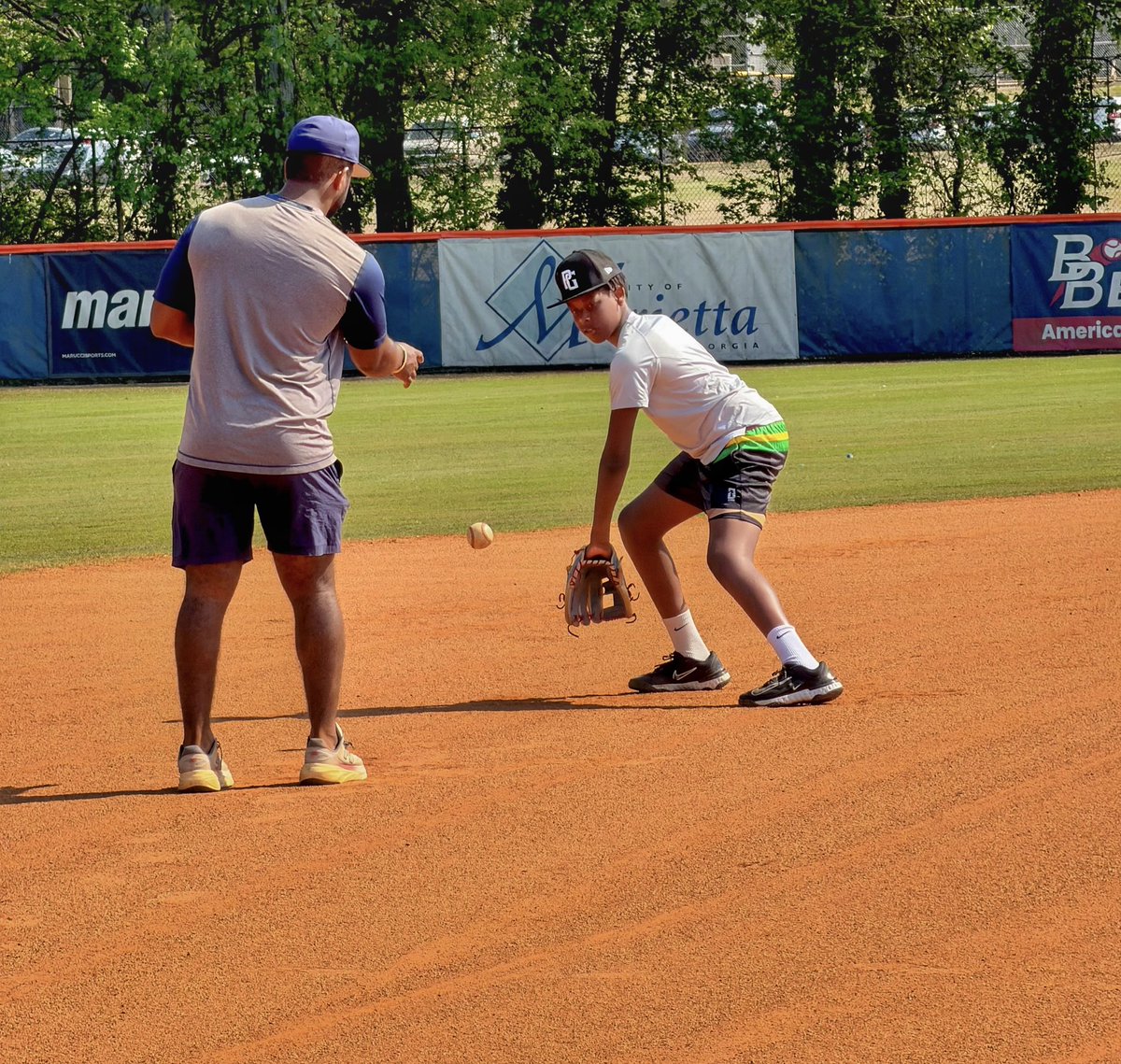 calebfrazier_7's tweet photo. Spring Break work with @jhawkss12 #CF7 https://t.co/2KqxW0wMCF