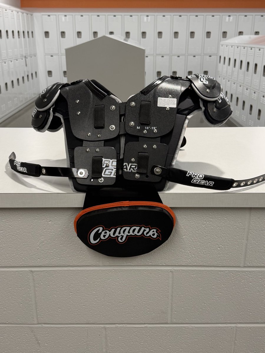 RyanConsig45's tweet photo. ProGear Shoulder Pads starting to deliver for spring ball! Thanks to Coach Peterson for the opportunity! https://t.co/rnjzEFeY3w