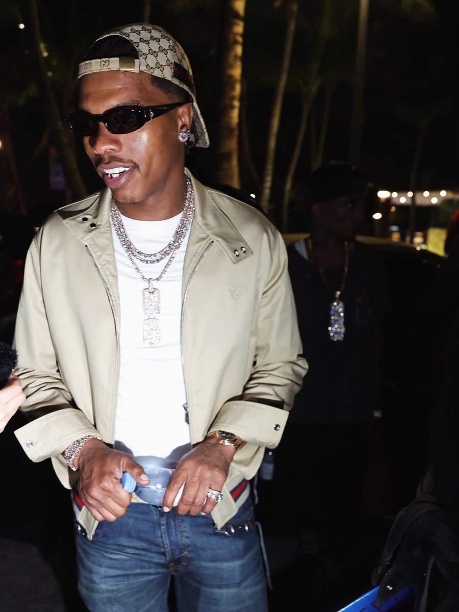 ًWave Checkers tweet media