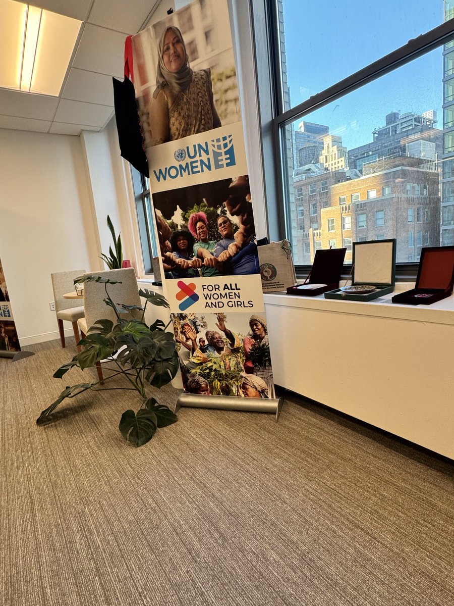 vanyaradzayi's tweet image. In this space, I spent the day with various teams today firming up how we collate, monitor and communicate impact of our work in countries and communities and with CSOs and women and youth groups and networks.
Beyond the log frames and theories of change
#Equality #Rights